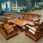 Kursi Tulang Gajah Pisah